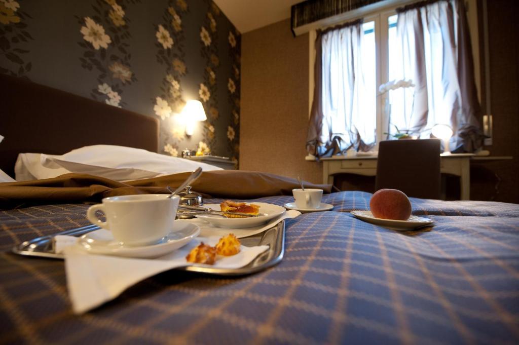 Hotel Locanda Stendhal Colorno Szoba fotó