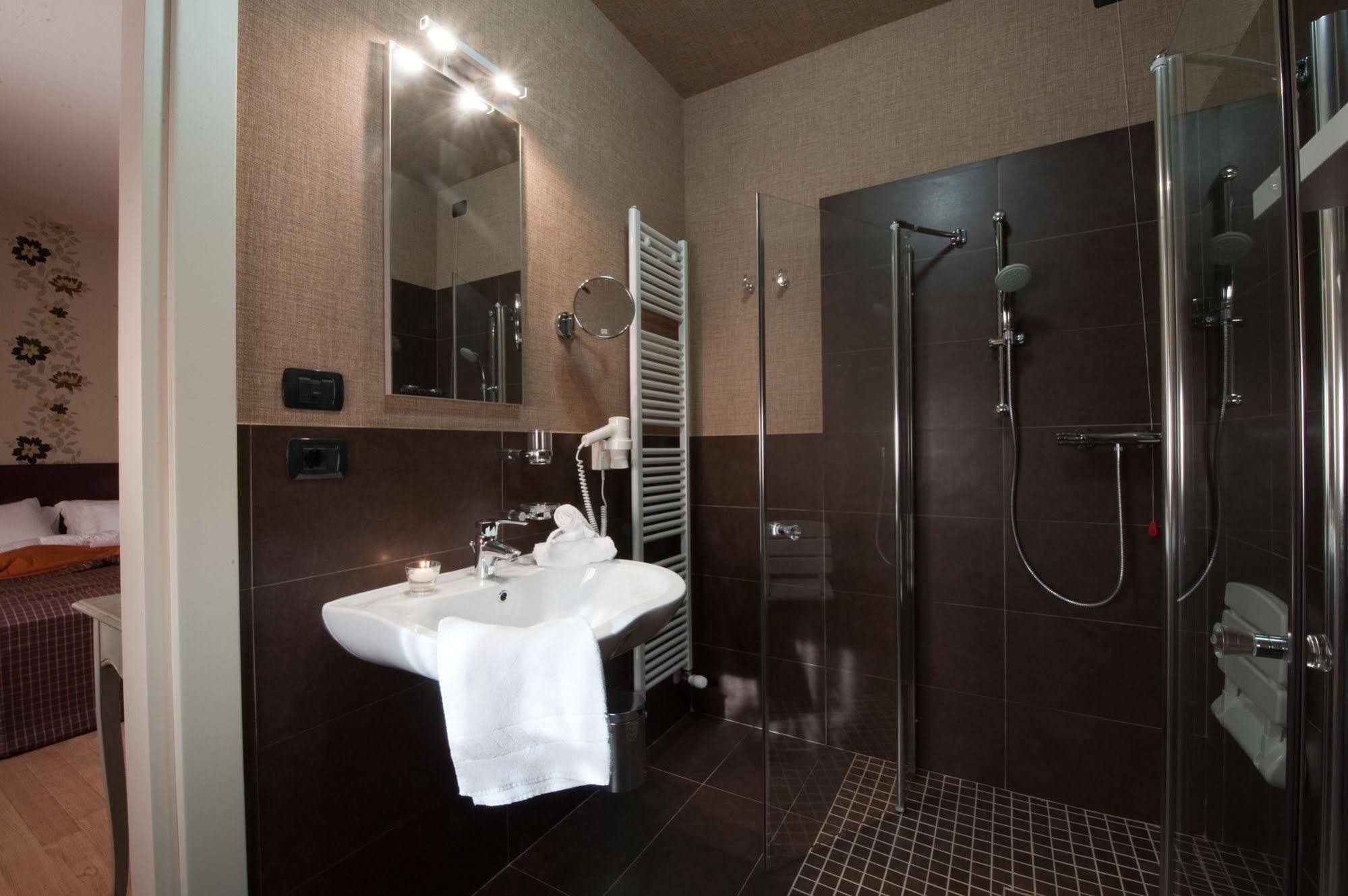 Hotel Locanda Stendhal Colorno Kültér fotó